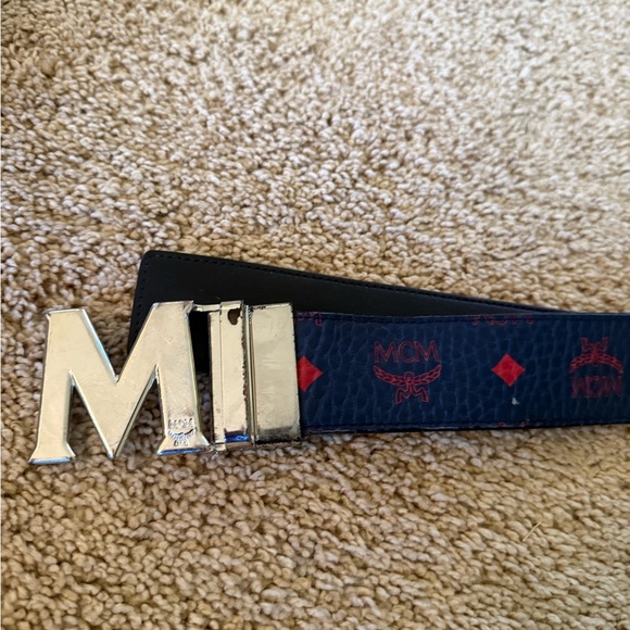 MCM belt - Picture 1 of 6